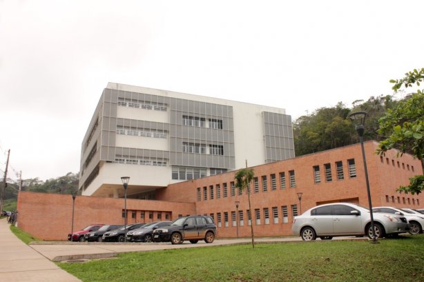 As demais universidades da regi&atilde;o que oferecem o curso de Medicina - UFJF e UFSJ - obtiveram pontua&ccedil;&atilde;o mediana