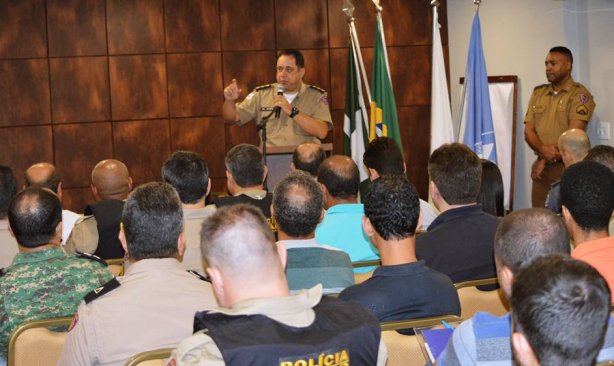 Coronel Nocelli faz a abertura do Curso de Capacita&ccedil;&atilde;o em Defesa Civil