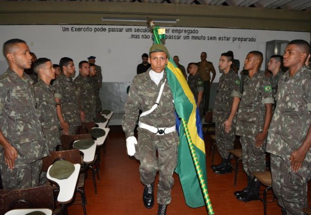 O Alistamento Militar deve ser feito, preferencialmente, pela Internet