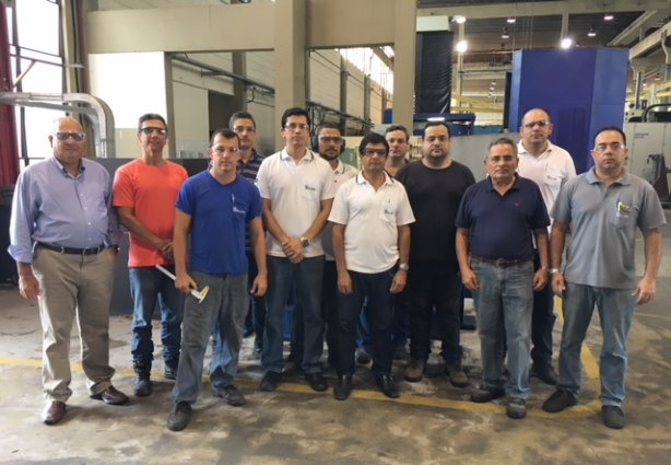 Equipe da Zollern que trabalhou no desenvolvimento dos mancais para os submarinos brasileiros