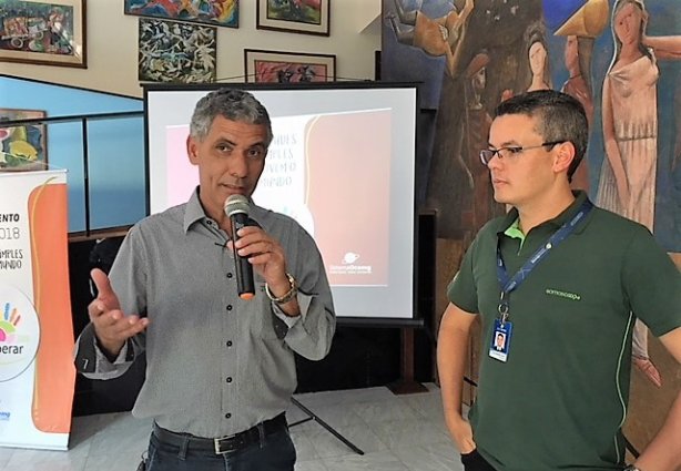 César Mattos, presidente do Sicoob Coopemata, durante a abertura do evento  na tarde desta segunda-feira