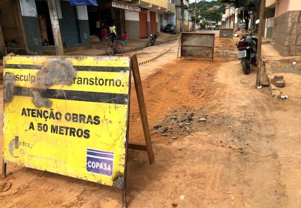 O serviço começou neste sábado e tem previsão de ser concluído em quinze dias