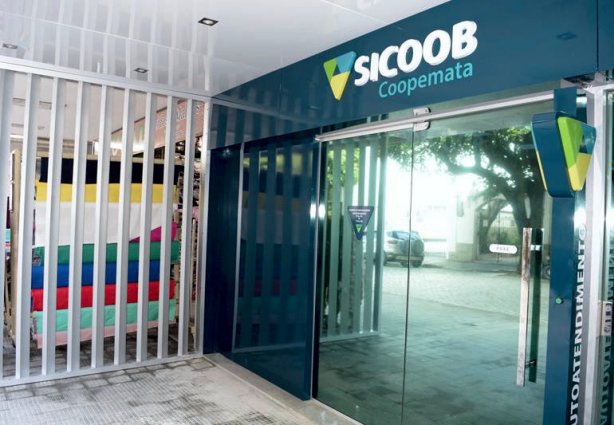 Agências de Cooperativas de crédito, como a do Sicoob Coopemata também estarão funcionando no mesmo horário