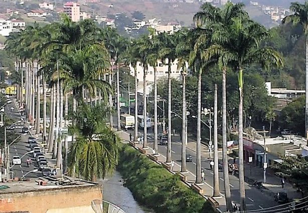 Avenida Beira Rio, um dos principais cartões postais de Ubá