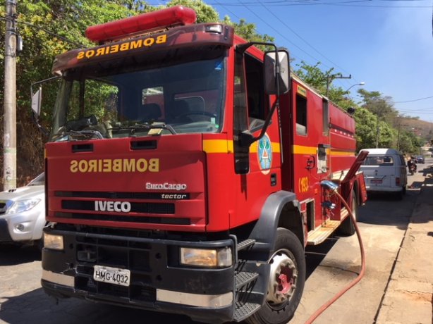 O Corpo de Bombeiros atendeu a ocorr&ecirc;ncia mas ao chegar encontrou a mulher sem vida