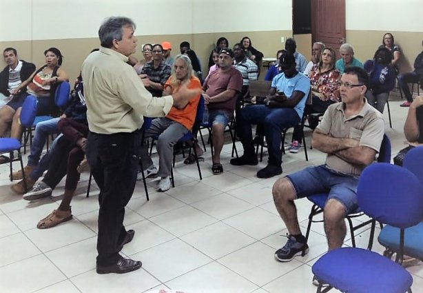 Majella durante palestra na Escola Municipal Carmelita Guimarães, na Vila Reis