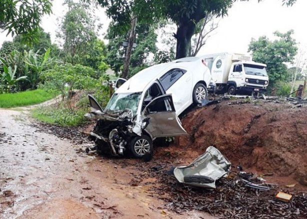 Tr&ecirc;s pessoas sofreram ferimentos sendo que um deles est&aacute; em estado grave