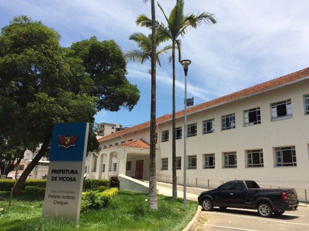 Audi&ecirc;ncia acontece em sal&atilde;o nobre no Centro Administrativo de Vi&ccedil;osa