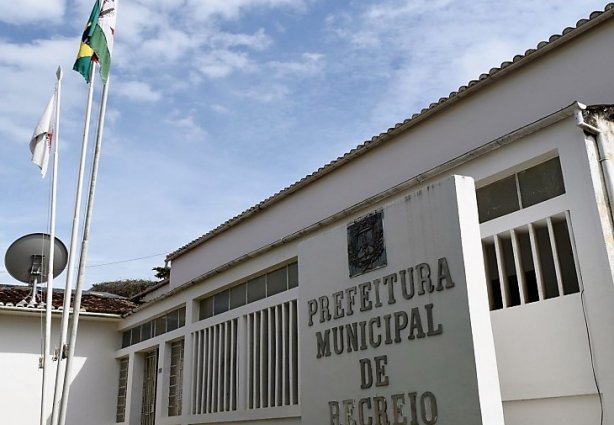 O decreto também elenca uma série de medidas que o Executivo Municipal vai adotar durante os 120 dias de sua vigência